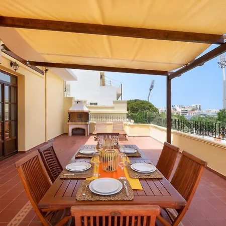 Appartement Clio Townhouse *